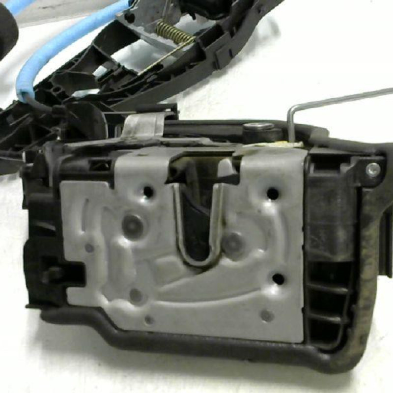 Serrure arriere droit BMW SERIE 2 F46