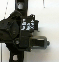 Leve vitre electrique avant droit FIAT QUBO Photo n°1