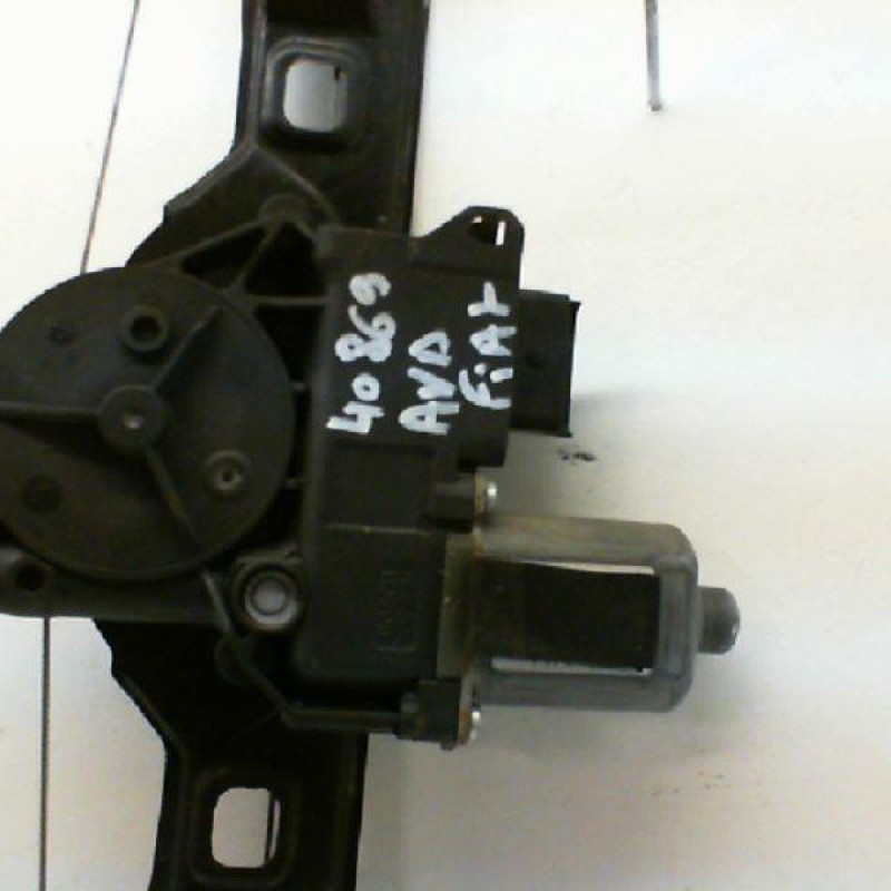 Leve vitre electrique avant droit FIAT QUBO