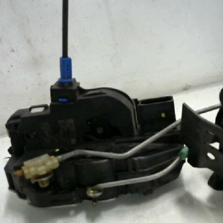 Serrure avant gauche OPEL ASTRA J