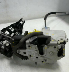 Serrure avant gauche OPEL ASTRA J Photo n°5