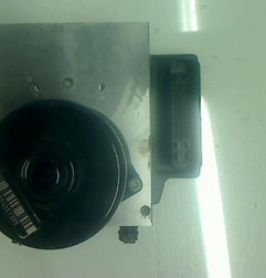 Bloc ABS (freins anti-blocage) BMW SERIE 3 E46 Photo n°3