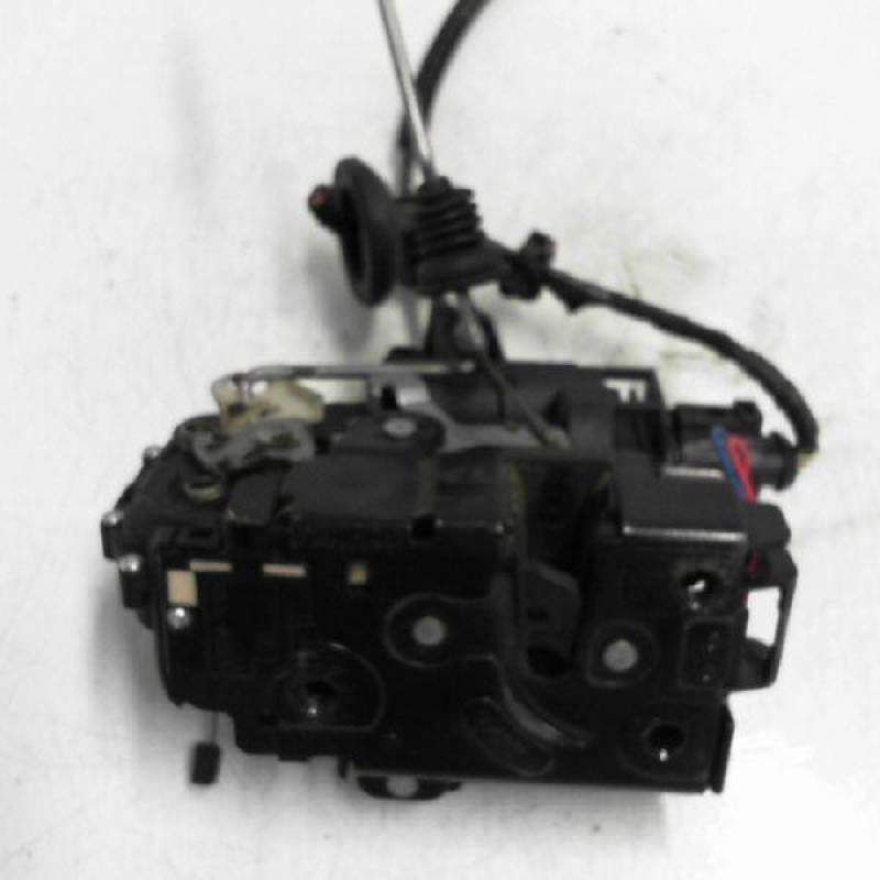 Serrure avant gauche VOLKSWAGEN NEW BEETLE 1