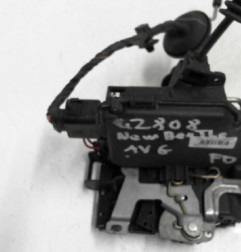Serrure avant gauche VOLKSWAGEN NEW BEETLE 1 Photo n°5