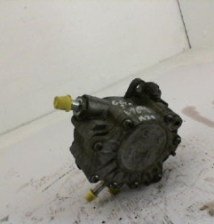 Pompe à vide VOLKSWAGEN GOLF 5 Photo n°4