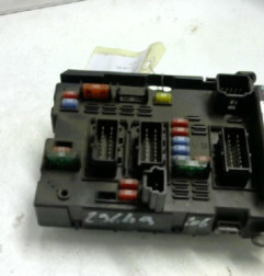 Boitier servitude moteur (BSM) PEUGEOT 206 Photo n°4