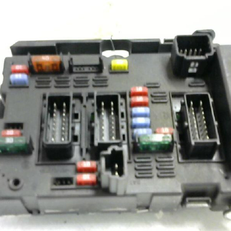 Boitier servitude moteur (BSM) PEUGEOT 206