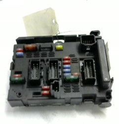 Boitier servitude moteur (BSM) PEUGEOT 206 Photo n°3