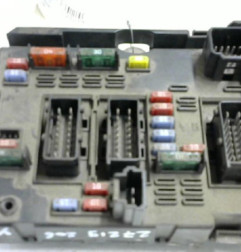 Boitier servitude moteur (BSM) PEUGEOT 206 Photo n°6