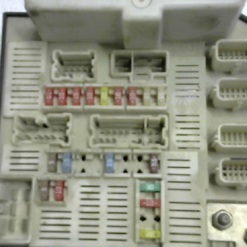 Boitier servitude moteur (BSM) RENAULT SCENIC 2