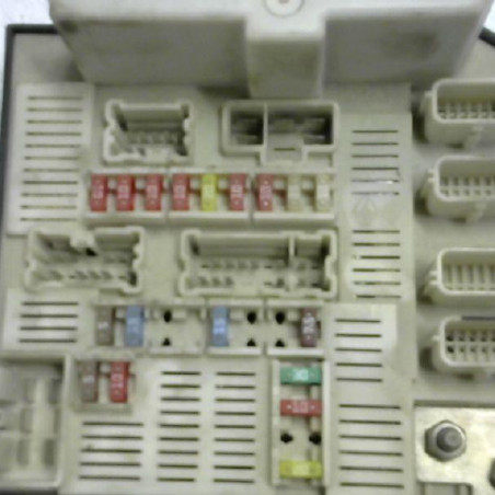 Boitier servitude moteur (BSM) RENAULT SCENIC 2 Photo n°1