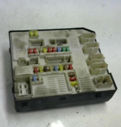 Boitier servitude moteur (BSM) RENAULT MEGANE 3 Photo n°4