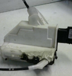 Serrure avant droit PEUGEOT 3008 1