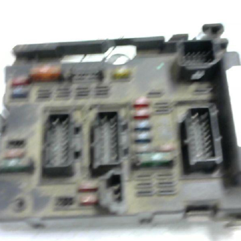 Boitier servitude moteur (BSM) PEUGEOT 307