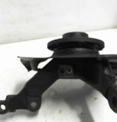 Fusee avant droit OPEL CORSA D Photo n°1