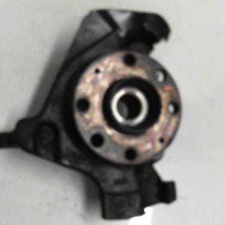 Fusee avant droit OPEL CORSA D