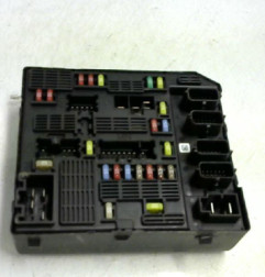 Boitier servitude moteur (BSM) RENAULT SCENIC 3 Photo n°1