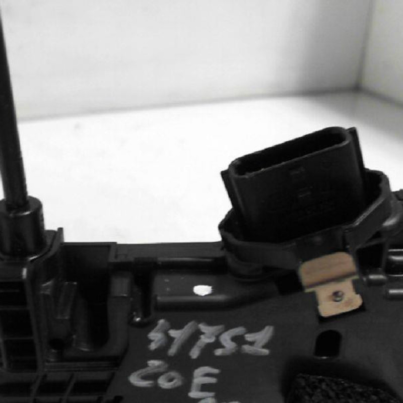 Serrure arriere droit RENAULT ZOE 2