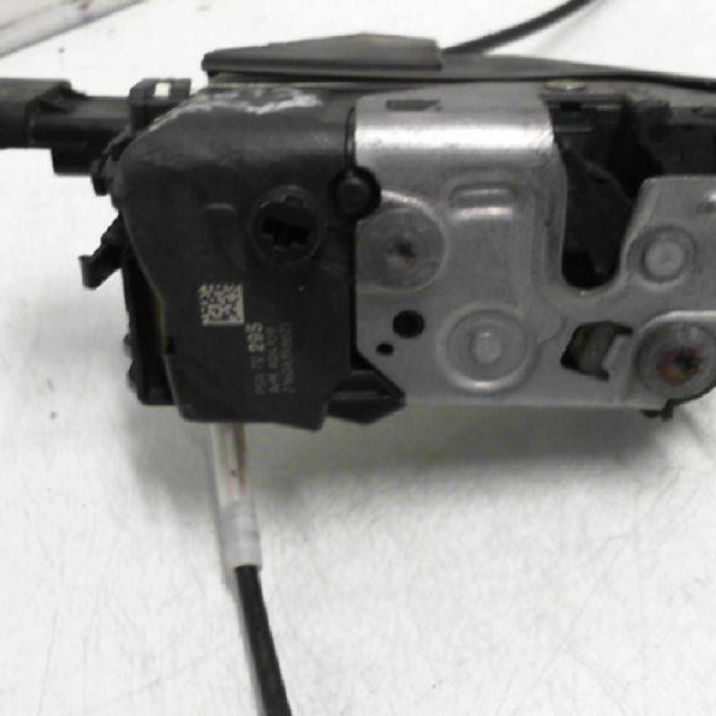 Serrure arriere droit PEUGEOT 3008 1