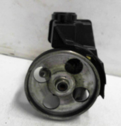 Pompe de direction PEUGEOT 206+