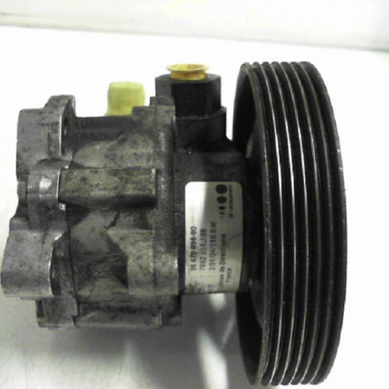 Pompe de direction PEUGEOT 807