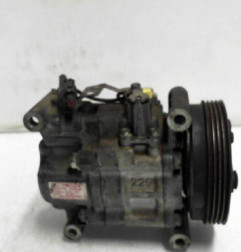 Compresseur clim SUZUKI SWIFT 3 Photo n°1