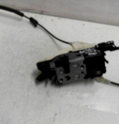 Serrure avant gauche PEUGEOT 5008 1