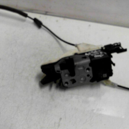 Serrure avant gauche PEUGEOT 5008 1