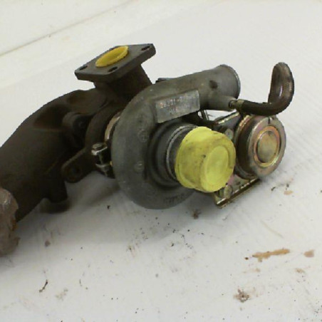 Turbo HYUNDAI TRAJET Photo n°1