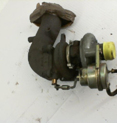 Turbo HYUNDAI TRAJET Photo n°4