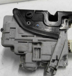 Serrure arriere droit AUDI A4 2 Photo n°3