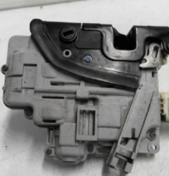 Serrure arriere droit AUDI A4 2 Photo n°5