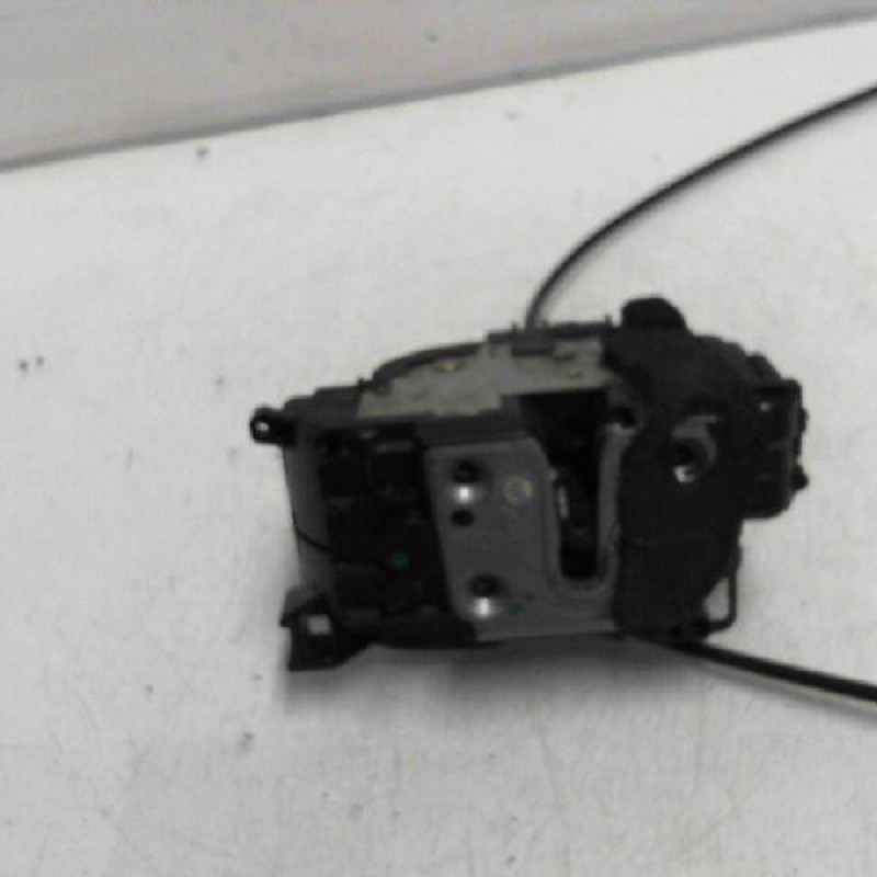 Serrure avant droit RENAULT SCENIC 3