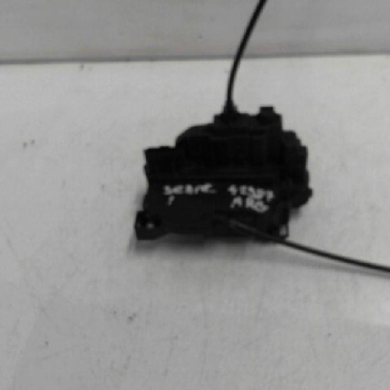 Serrure arriere gauche RENAULT SCENIC 3