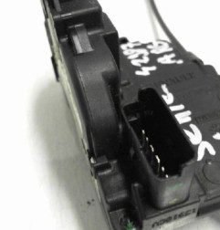 Serrure arriere gauche RENAULT SCENIC 3 Photo n°3