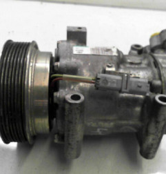 Compresseur clim RENAULT MODUS Photo n°1