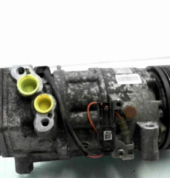 Compresseur clim BMW SERIE 1 E87 Photo n°5