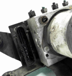 Bloc ABS (freins anti-blocage) RENAULT SCENIC 2 Photo n°5