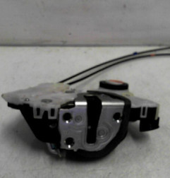 Serrure avant droit TOYOTA YARIS 2