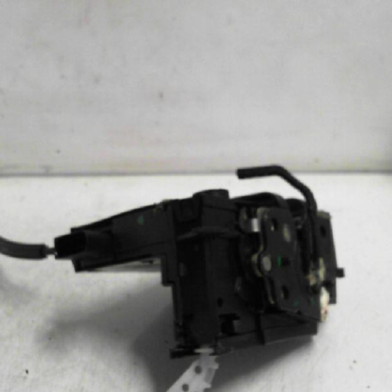 Serrure arriere droit PEUGEOT 308 2