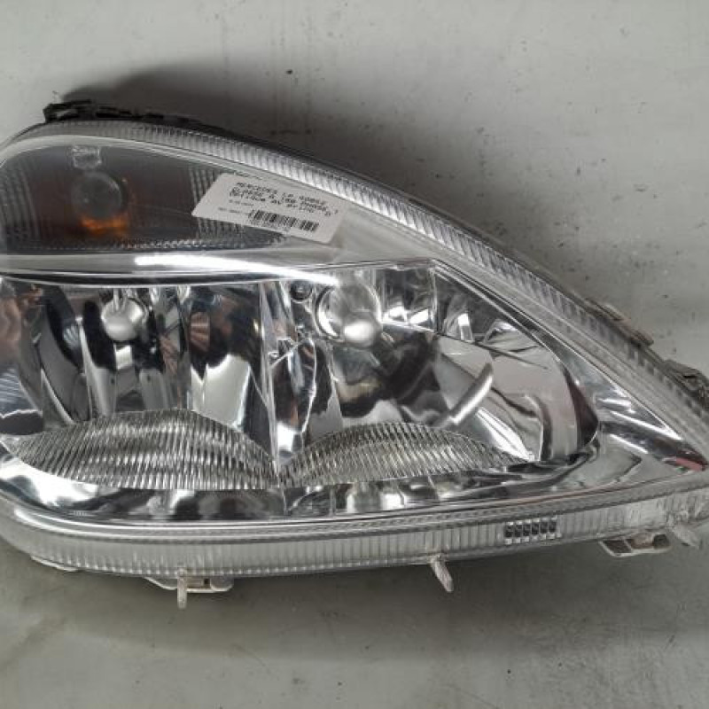 Optique avant principal droit (feux)(phare) MERCEDES CLASSE A 168