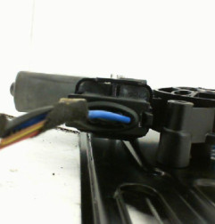 Leve vitre electrique arriere gauche BMW SERIE 2 F46 Photo n°4