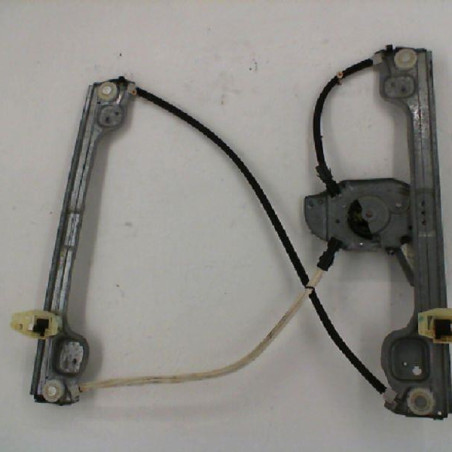Leve vitre electrique avant gauche PEUGEOT 1007 Photo n°1