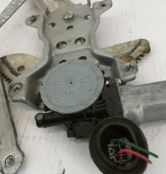 Leve vitre electrique avant gauche SUZUKI SWIFT 3 Photo n°6