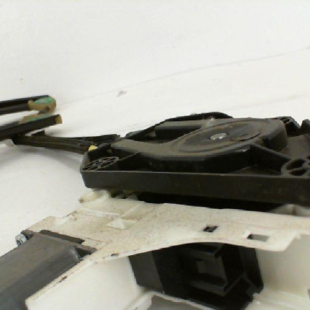 Leve vitre electrique avant droit AUDI A1 1