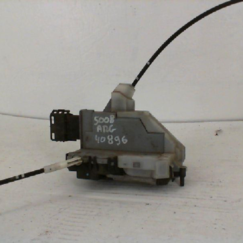 Serrure arriere gauche PEUGEOT 5008 1