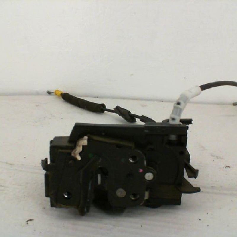 Serrure arriere droit PEUGEOT 308 2 SW