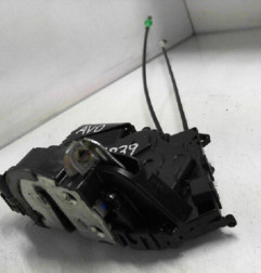 Serrure avant droit TOYOTA YARIS 2