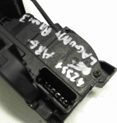 Serrure arriere gauche RENAULT LAGUNA 3