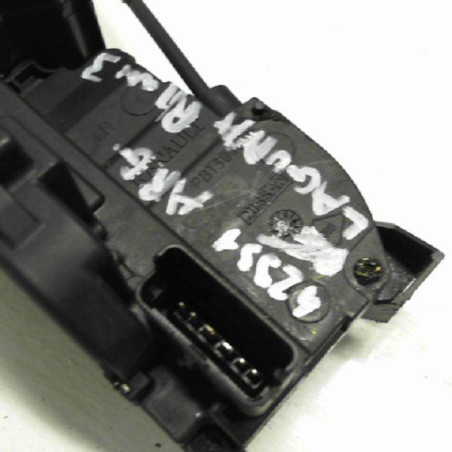 Serrure arriere gauche RENAULT LAGUNA 3